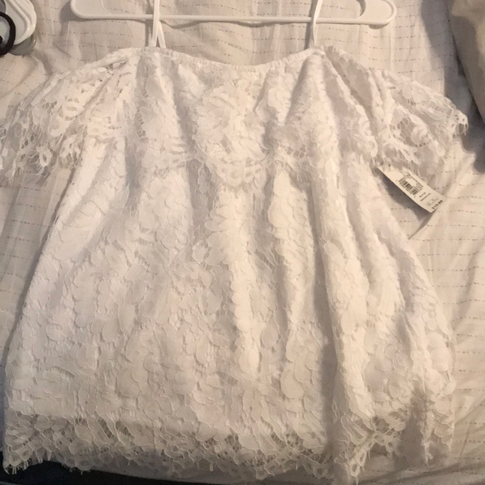White Shoulder Sleeved Blouse
